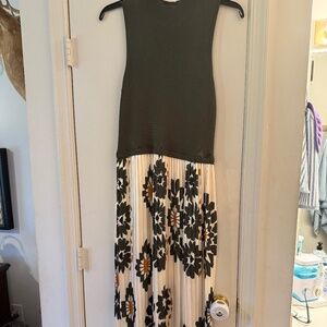 BEST SELLER Beautiful sleeveless olive maxi Marcia dress by Avara medium